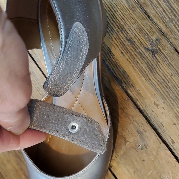 Women's Clarice Mary Jane Block Heel Dress Pumps - Picture 12 of 13